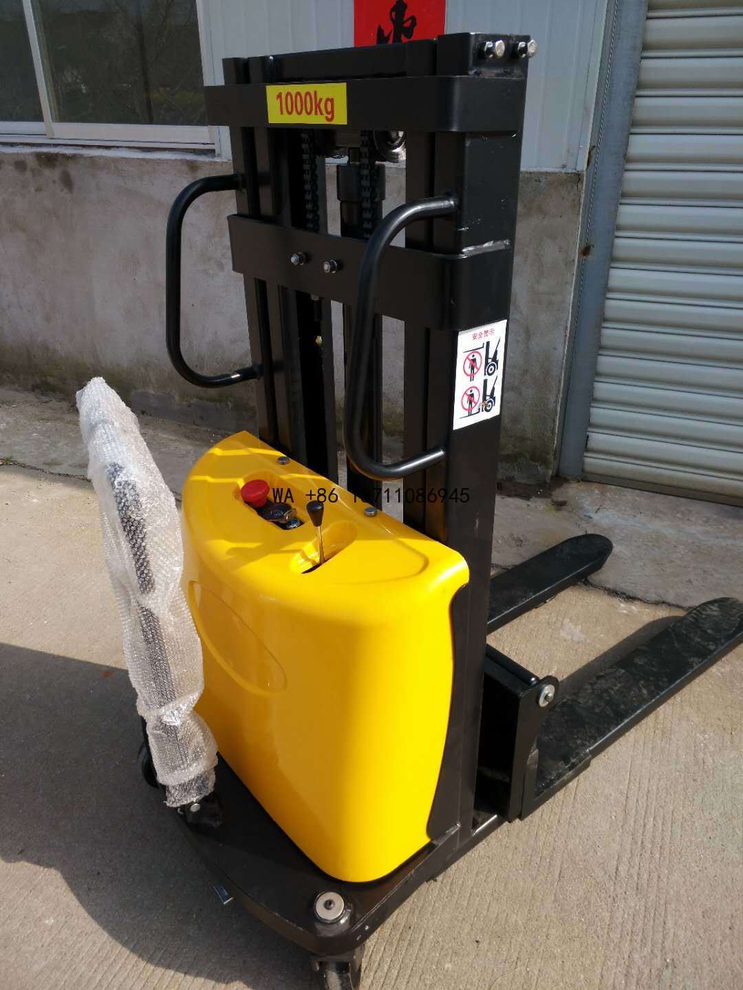 Hydraulic Car Lift - Hydraulische en elektrische stapelaars, semi-automatische heftrucks,